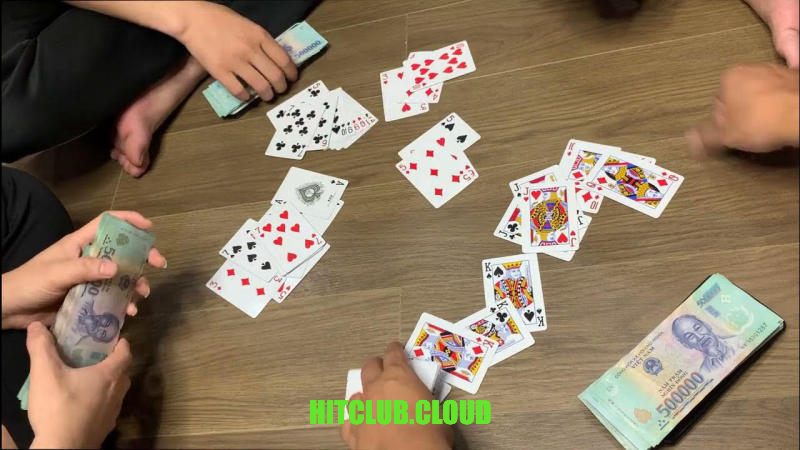 Bí quyết bài phỏm Hitclub